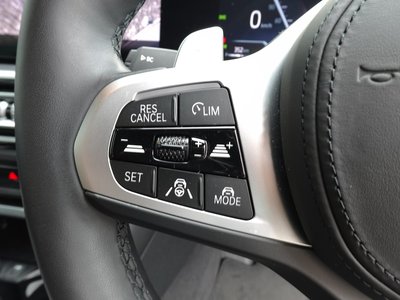 2025 BMW 4 SERIES COUPE thumbnail 36