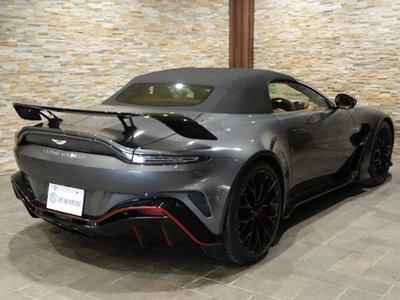 ASTON MARTIN V12 VANTAGE ROADSTER - 6