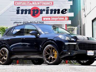 PORSCHE CAYENNE
