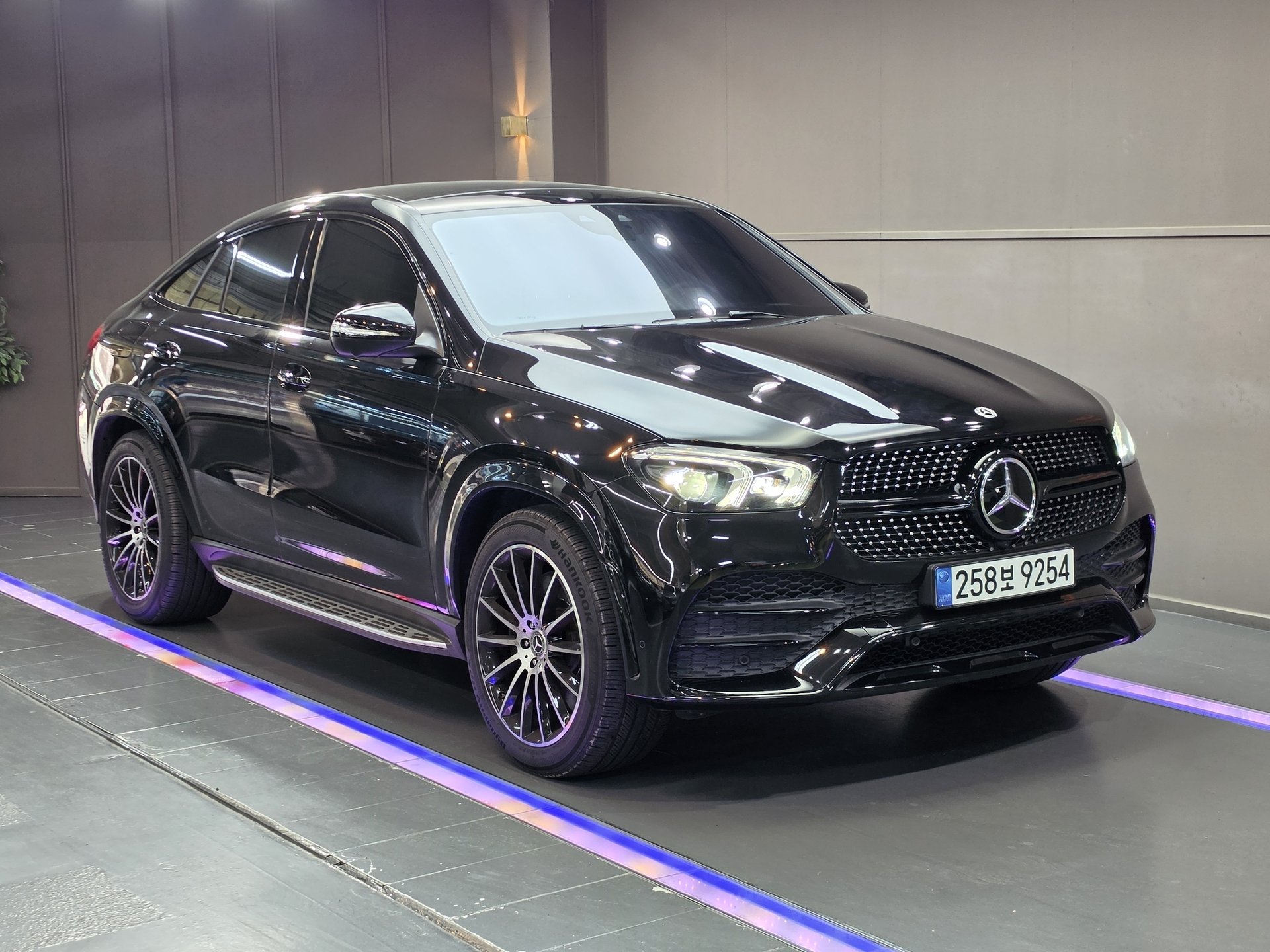 MERCEDES-BENZ GLE - View 1