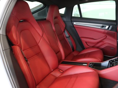صورة مصغرة 13 لـ 2023 Porsche PANAMERA