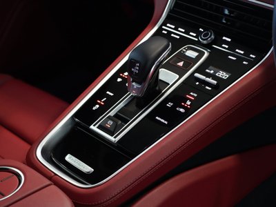 صورة مصغرة 15 لـ 2023 Porsche PANAMERA