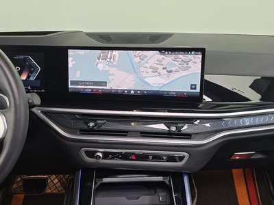 2025 BMW X5 — миниатюра 19