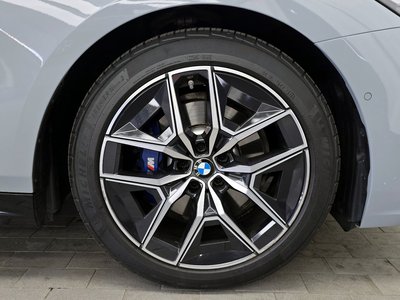 BMW 5 SERIES - 8