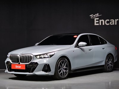 BMW 5 SERIES - 1