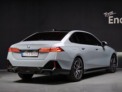 BMW 5 SERIES - 3
