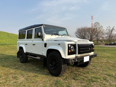 LAND ROVER DEFENDER - 7