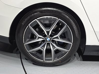 BMW 5 SERIES - 6