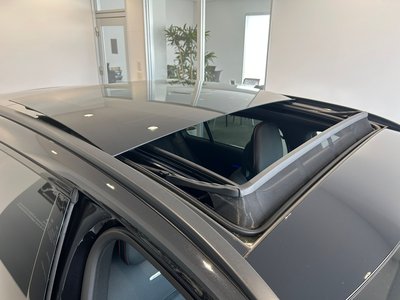 2026 Mercedes-BENZ C-CLASS AMG 照片 2