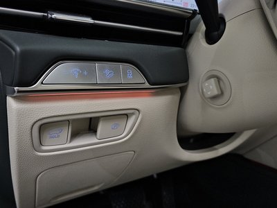 صورة مصغرة 17 لـ 2024 Genesis GV80