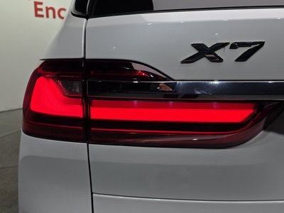 2022 BMW X7 — фото 10