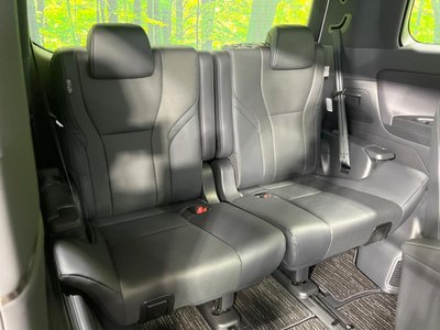 2023 Toyota ALPHARD — фото 10