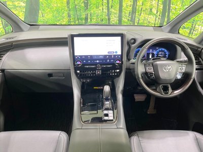 2023 Toyota ALPHARD — фото 2