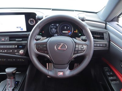 صورة مصغرة 11 لـ 2023 Lexus ES