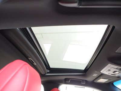 صورة مصغرة 17 لـ 2023 Lexus ES