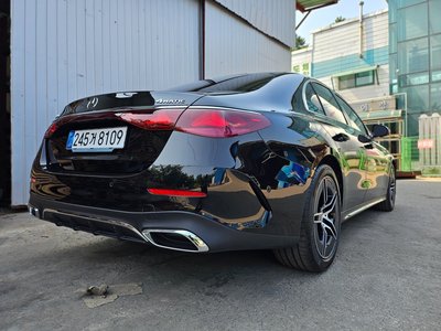 MERCEDES-BENZ E-CLASS - 5