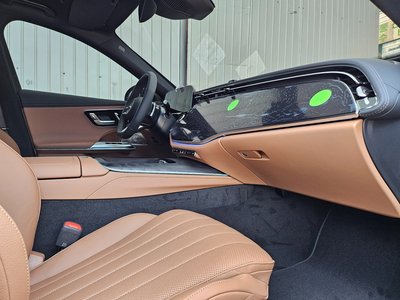 MERCEDES-BENZ E-CLASS - 4