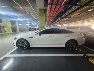 MERCEDES-BENZ AMG GT - 1