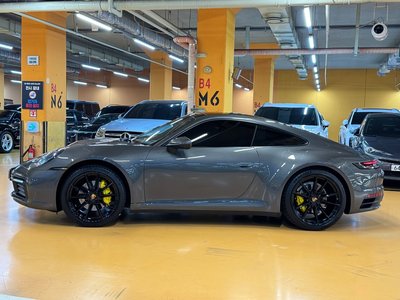 PORSCHE 911 - 6