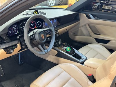 PORSCHE 911 - 9