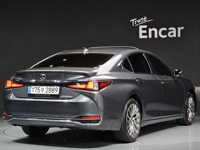 LEXUS ES - 3