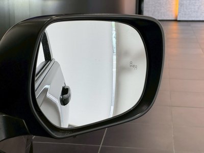 صورة مصغرة 16 لـ 2023 Toyota LAND CRUISER PRADO