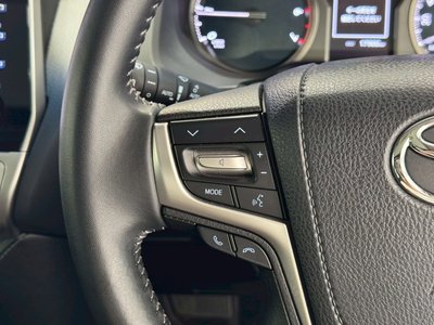 صورة مصغرة 66 لـ 2023 Toyota LAND CRUISER PRADO