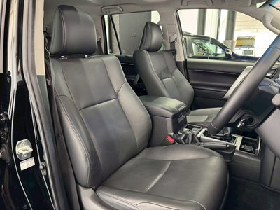 صورة مصغرة 48 لـ 2023 Toyota LAND CRUISER PRADO