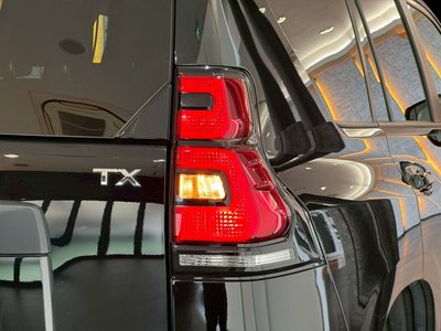 صورة مصغرة 36 لـ 2023 Toyota LAND CRUISER PRADO