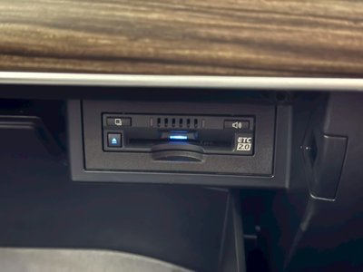 صورة مصغرة 79 لـ 2023 Toyota LAND CRUISER PRADO