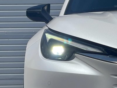 2024 Lexus LBX — миниатюра 12