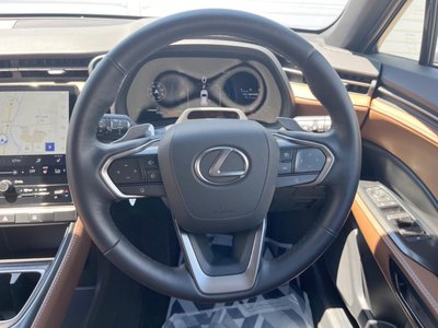 2024 Lexus LBX — миниатюра 30