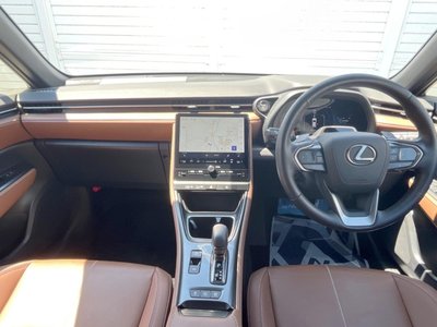 صورة 2 لـ 2024 Lexus LBX