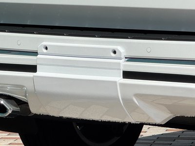 2025 Toyota LAND CRUISER 300 — миниатюра 30