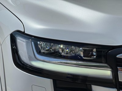 2025 Toyota LAND CRUISER 300 — миниатюра 12