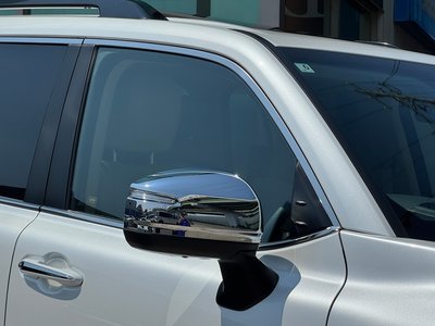 2025 Toyota LAND CRUISER 300 — миниатюра 17