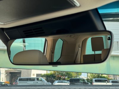 2025 Toyota LAND CRUISER 300 — миниатюра 40