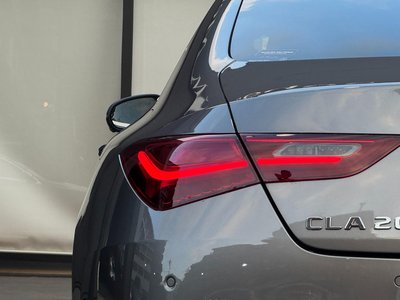 MERCEDES-BENZ CLA - 9