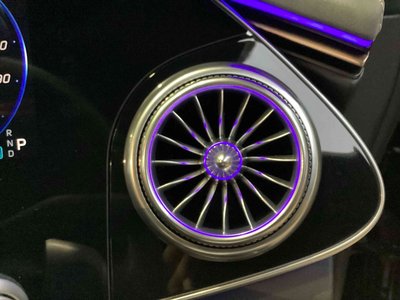 MERCEDES-BENZ EQS - 8
