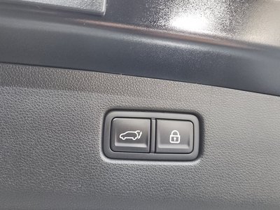 2021 Genesis GV70 — миниатюра 19