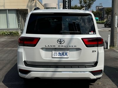 TOYOTA LAND CRUISER 300 - 4