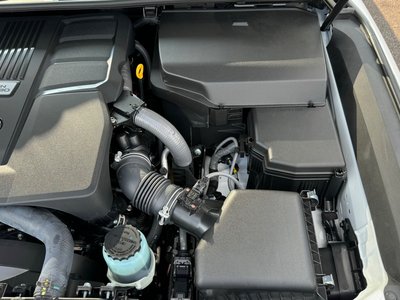 TOYOTA LAND CRUISER 300 - 10