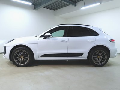 PORSCHE MACAN - 4