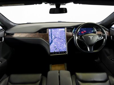 2021 Tesla MODEL S 照片 3
