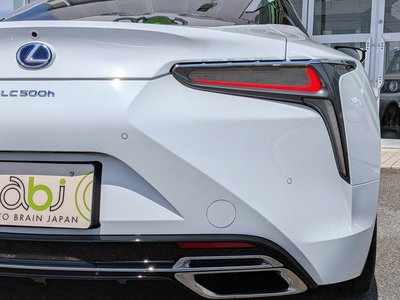 2020 Lexus LC thumbnail 28