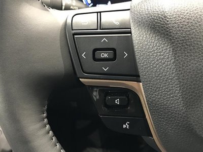 TOYOTA CROWN CROSSOVER - 9