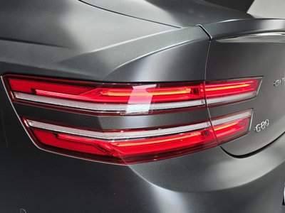 GENESIS G80 (RG3) - 10