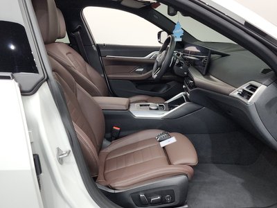 2025 BMW 4 SERIES 缩略图 16