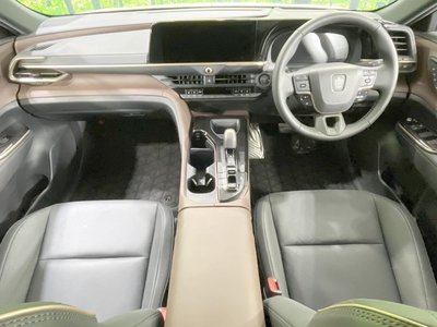 TOYOTA CROWN CROSSOVER - 3