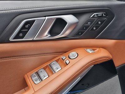 2024 BMW X7 缩略图 25